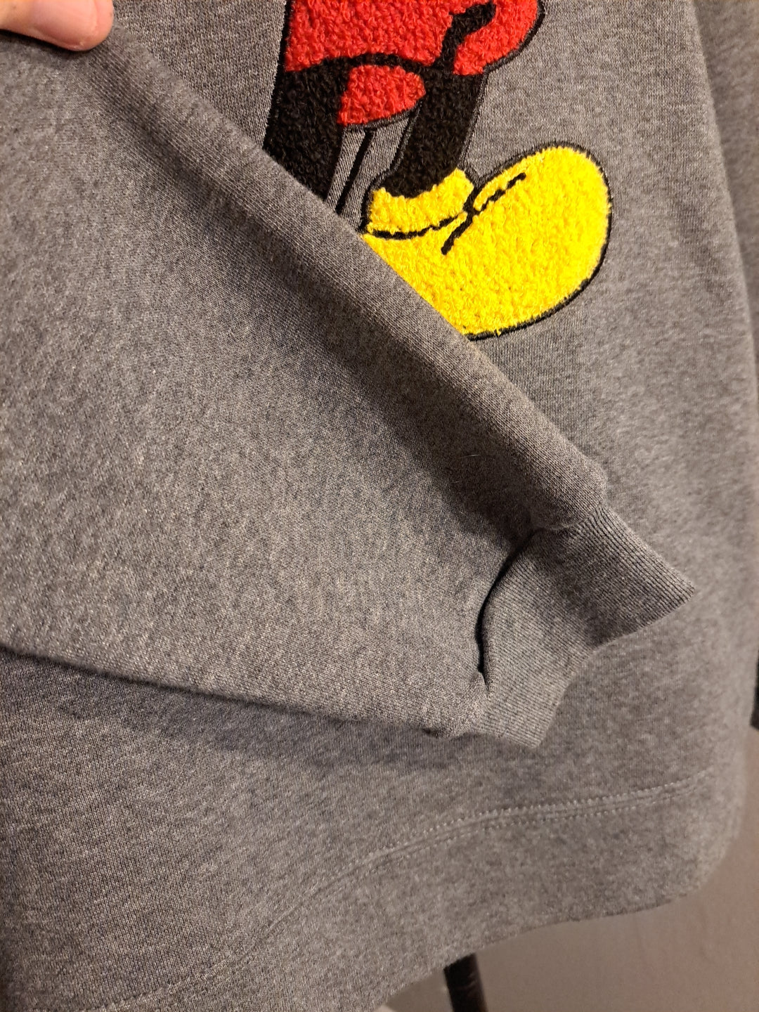 Disney Chenille Patch Print Mickey Character Super Soft Sweatshirt Size L Gray