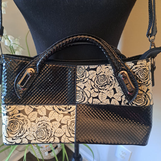 Elegant Black Floral Unbranded Handbag with shoulder strap Floral pattern